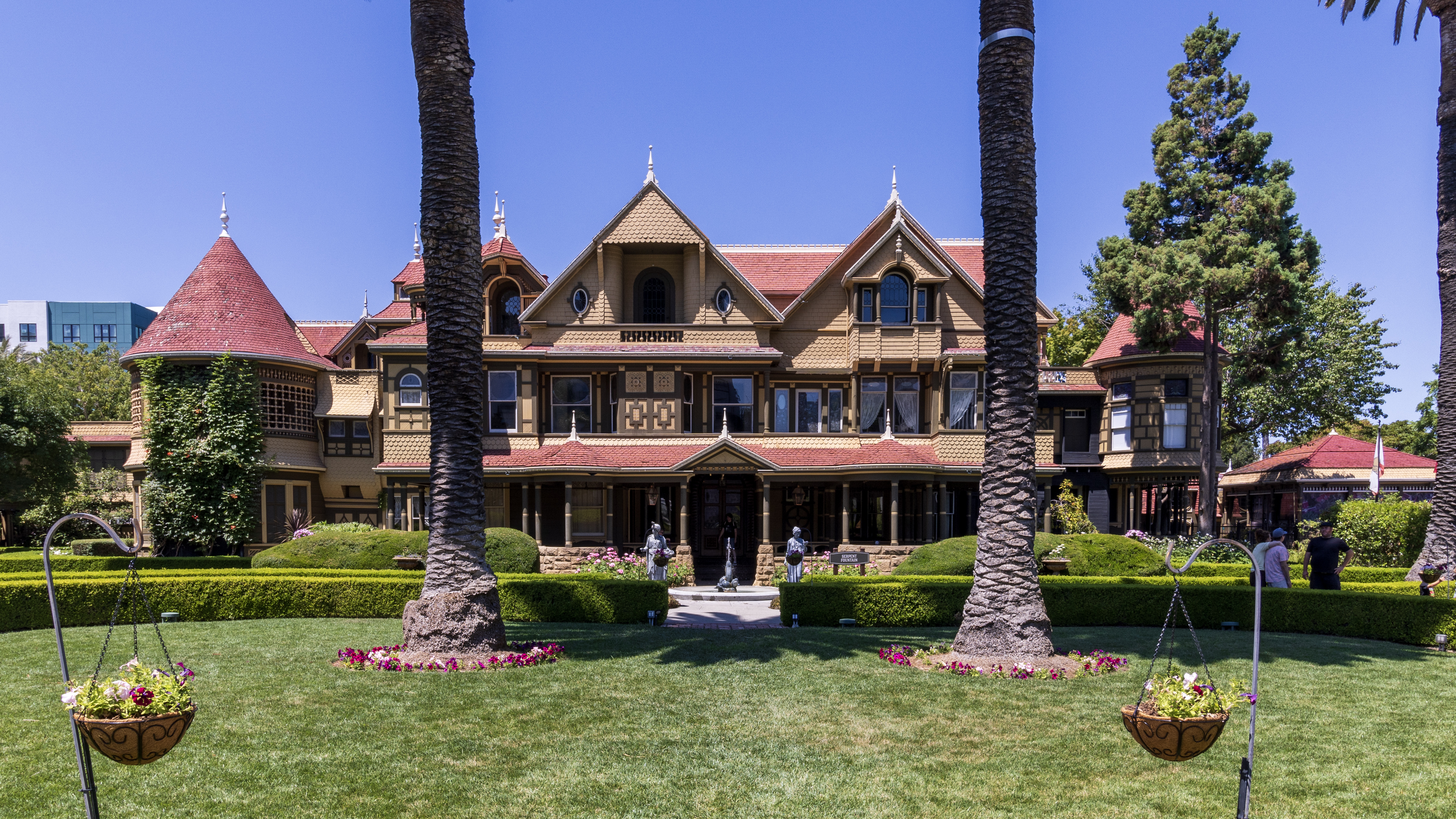 Winchester_Mystery_House_2023-07-17_02.jpg